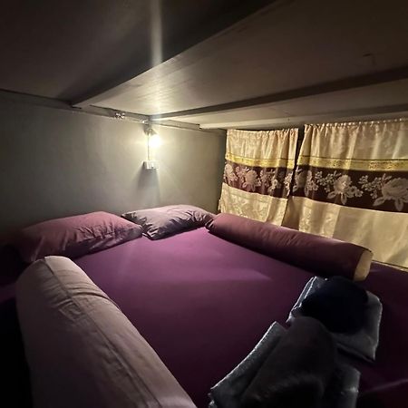 Haadrin Fellini Hostel & Pizzeria Haad Rin Dış mekan fotoğraf
