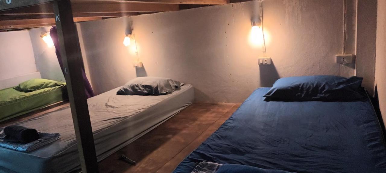 Haadrin Fellini Hostel & Pizzeria Haad Rin Dış mekan fotoğraf